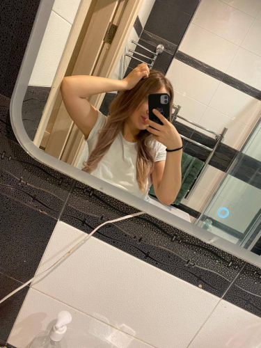 Индивидуалка СПб Иринка Шатенка c 2 размером груди у метро Парк Победы Санкт-Петербург Фото-3